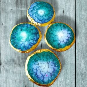 סט תחתיות לכוסות בסגנון geode נוצץ – עבודת יד מאפוקסי